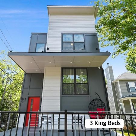 The Red Door - Ultra Modern Atlanta Home - Designedbydom Экстерьер фото